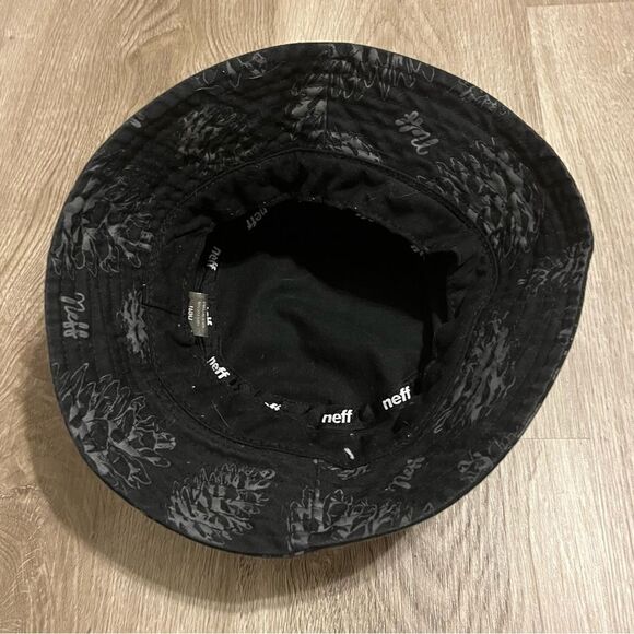 Kid's Neff Black & Grey Printed Bucket Hat - Picture 8 of 10